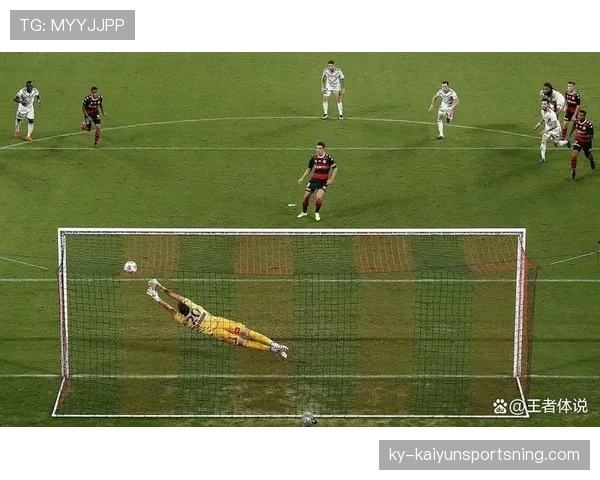 越位线判定依据：VAR按倒数第二名队员位置划定